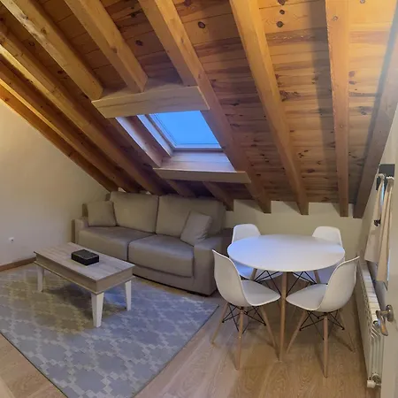 شقة Turisticos De Collado 3