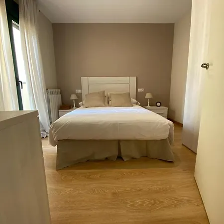 شقة Turisticos De Collado 3 *