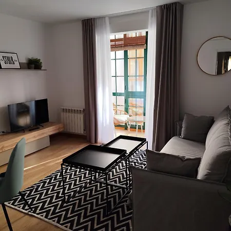 Turisticos De Collado 3 شقة