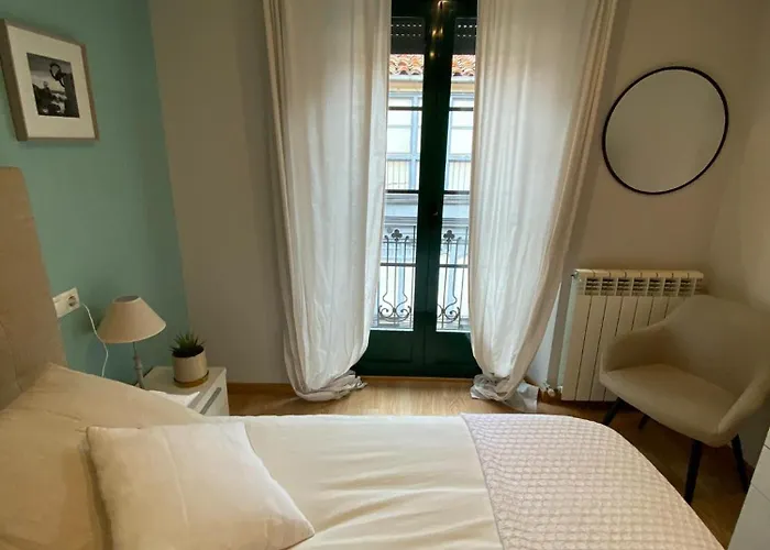 Apartment Turisticos De Collado 3 *